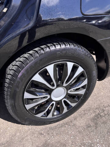 2017 Nissan Versa 1.6 SV