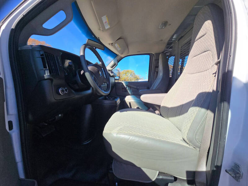 2019 Chevrolet Express 2500