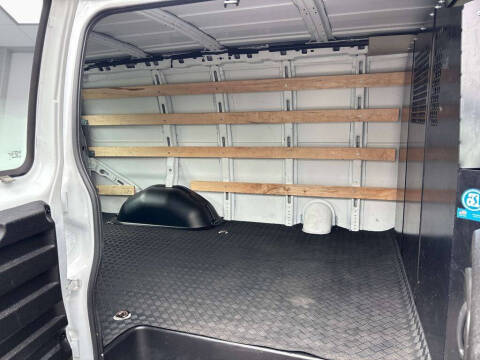 2024 Chevrolet Express 2500