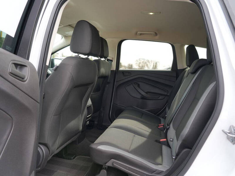 2016 Ford Escape S