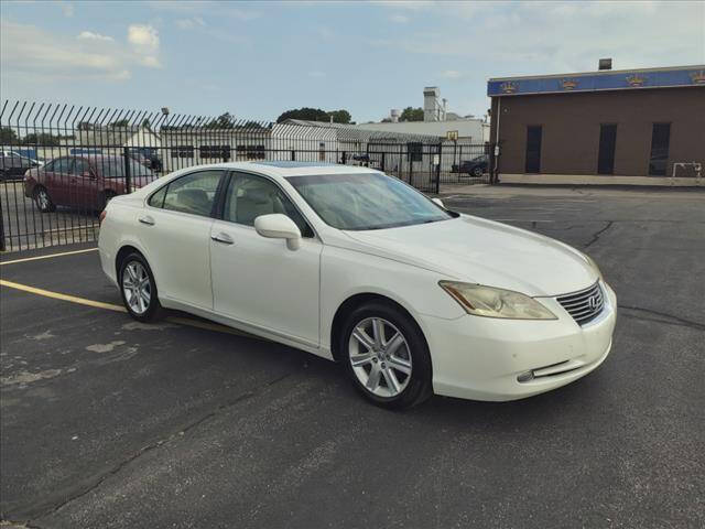 2007 Lexus ES 350 for sale at Credit King Auto Sales in Wichita KS