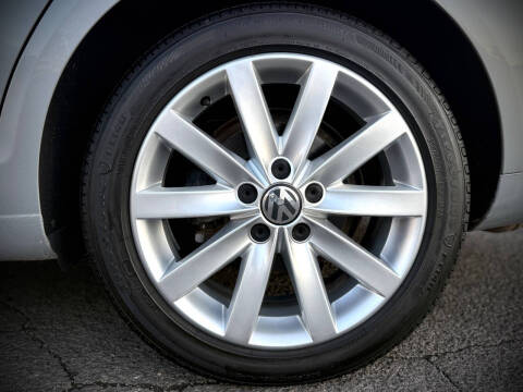 2014 Volkswagen Jetta SportWagen SE PZEV