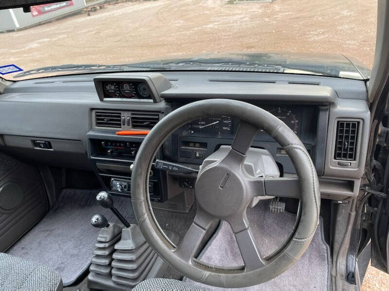 1991 Nissan Pickup