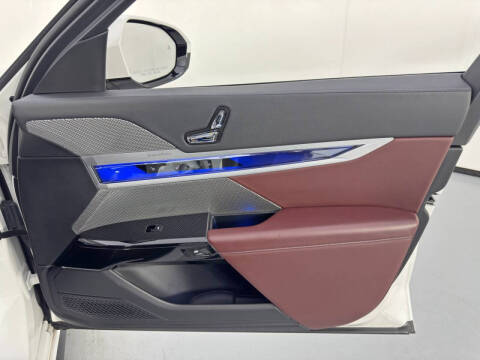 2023 BMW 7 Series 740i