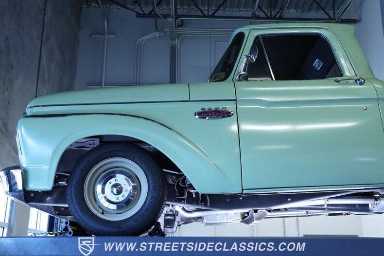 1966 Ford F-100