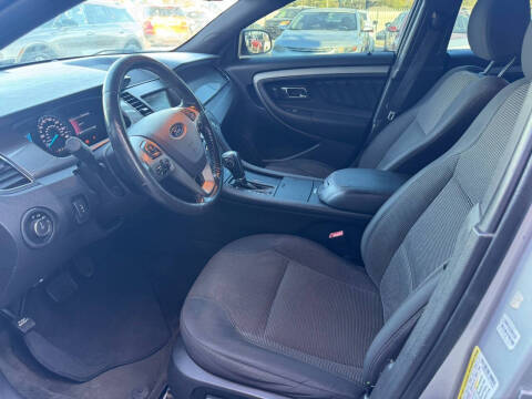 2014 Ford Taurus SEL