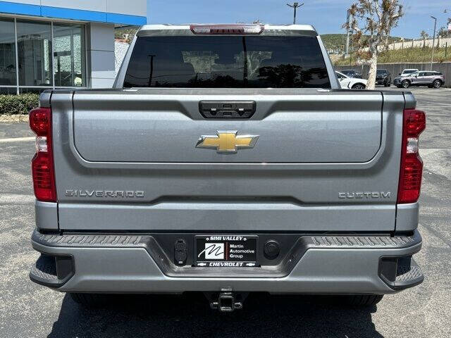 2024 Chevrolet Silverado 1500 Custom