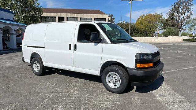 2026 Chevrolet Express 2500