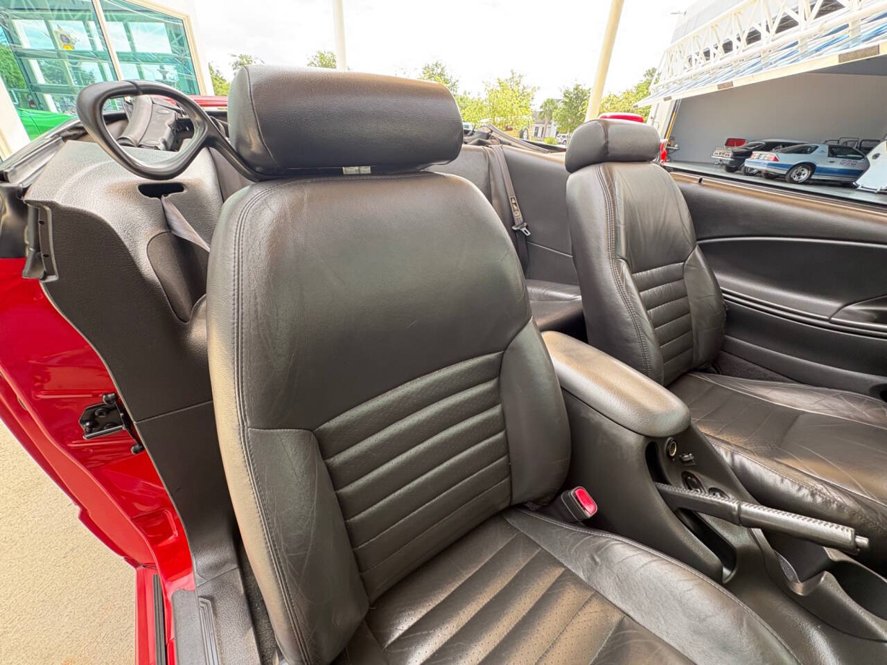 1999 Ford Mustang SVT Cobra 32
