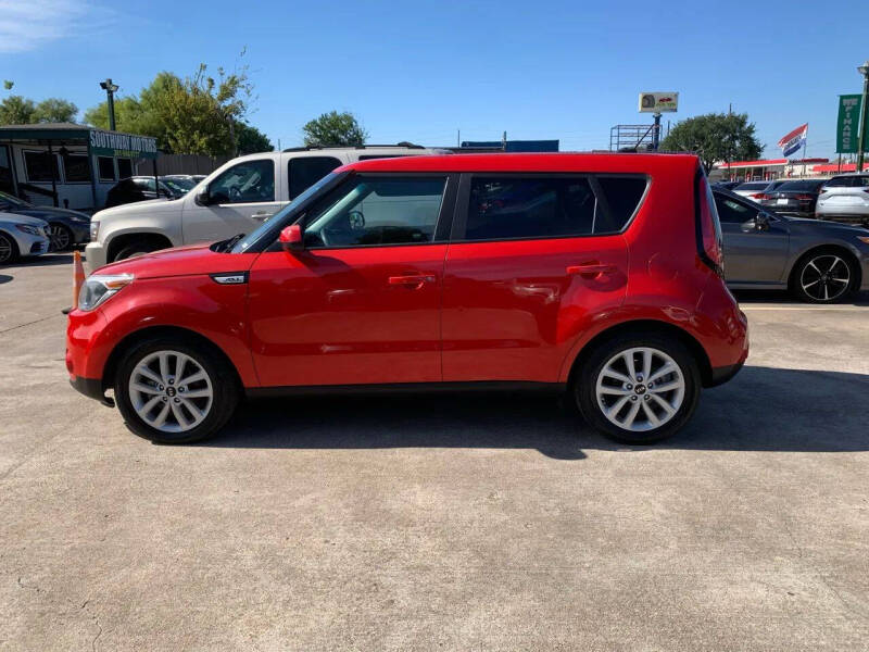 2019 Kia Soul +