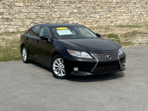 2015 Lexus ES 300h for sale at Car Hunters LLC in Mount Juliet TN