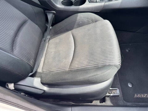 2015 Mazda MAZDA3 i Touring