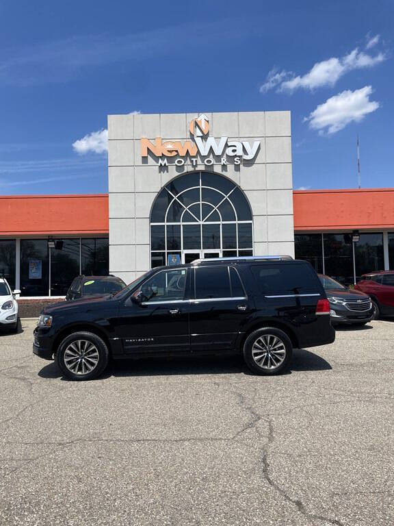 Black 2017 Lincoln Navigator Select 4x4 Select 4dr SUV 1