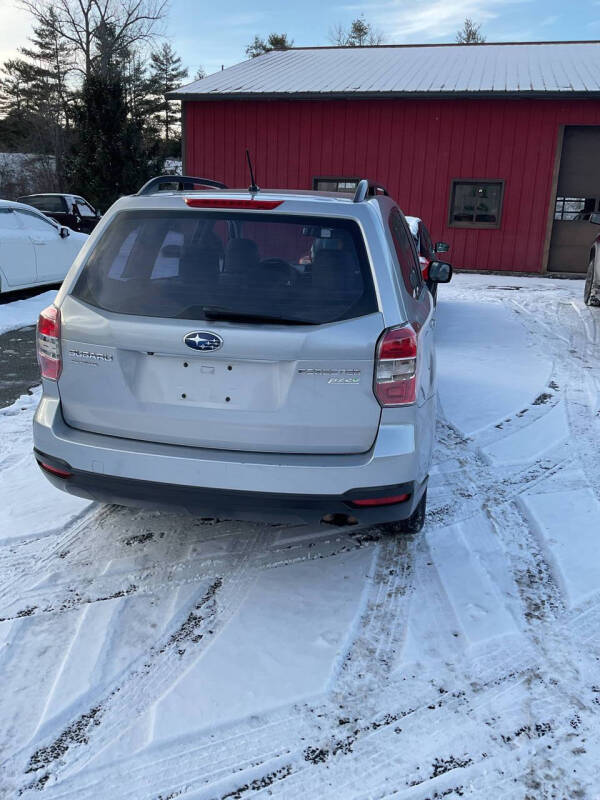 2015 Subaru Forester 2.5i