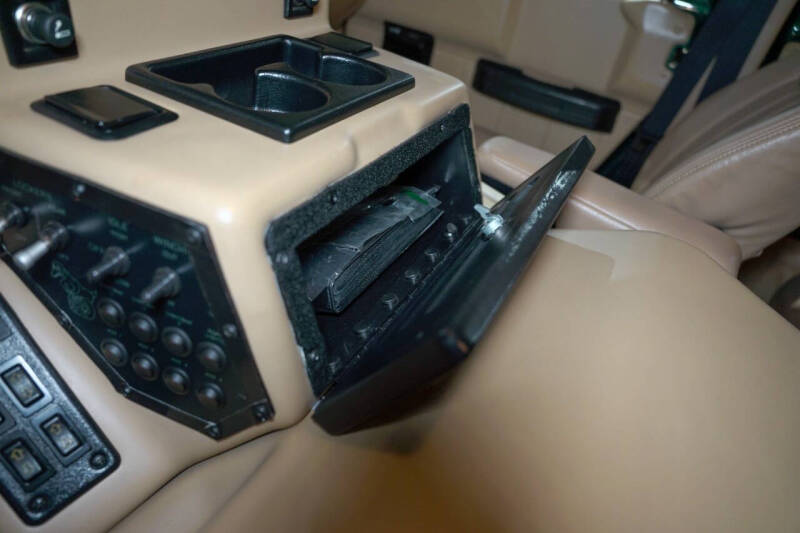 1998 AM General Hummer Hard Top