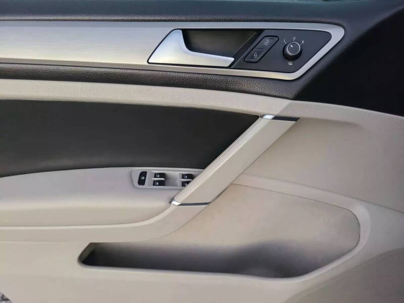 2016 Volkswagen Golf