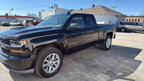2018 Chevrolet Silverado 1500 Custom