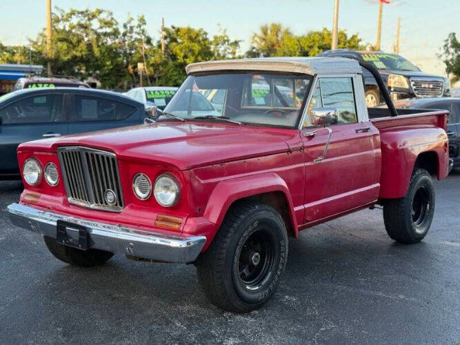 1973 Jeep J-4000