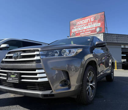 2017 Toyota Highlander LE