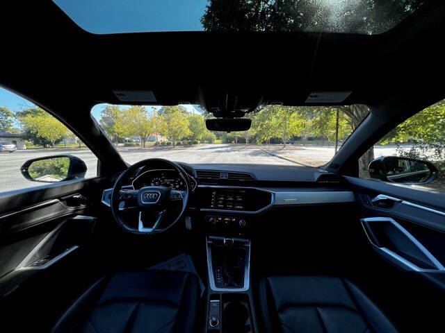 2021 Audi Q3 quattro Premium 40 TFSI