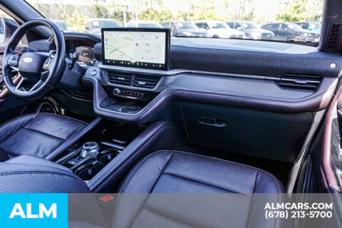 2025 Ford Explorer Platinum