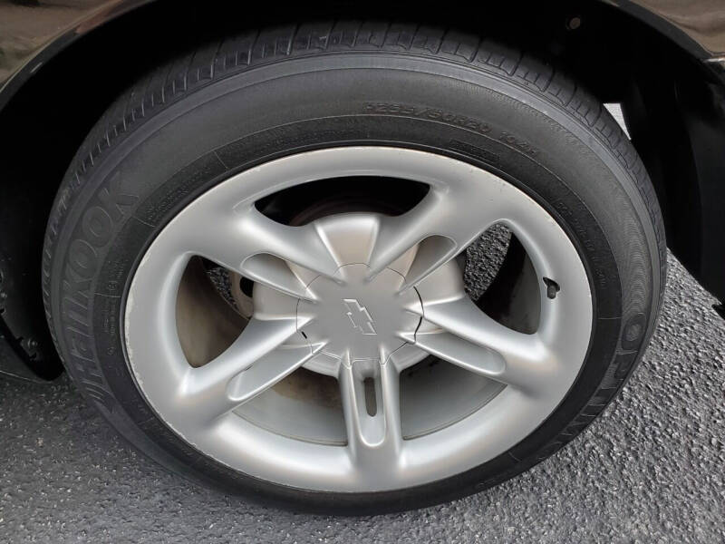 2004 Chevrolet SSR LS