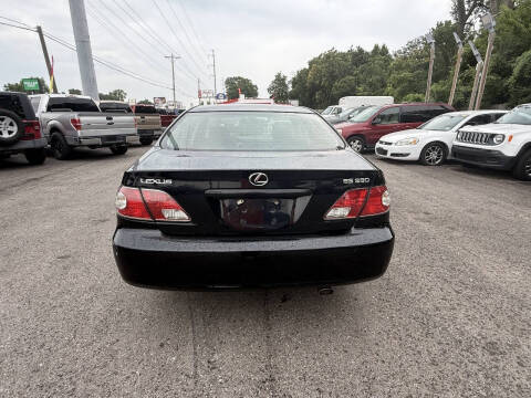 2004 Lexus ES 330