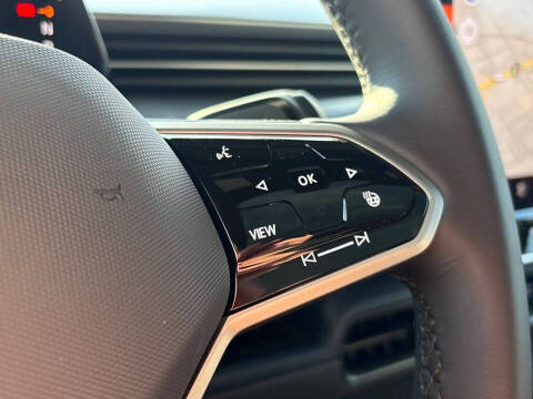 2025 Volkswagen ID. Buzz Pro S Plus 4Motion