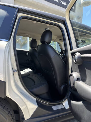 2015 MINI Hardtop 4 Door Cooper