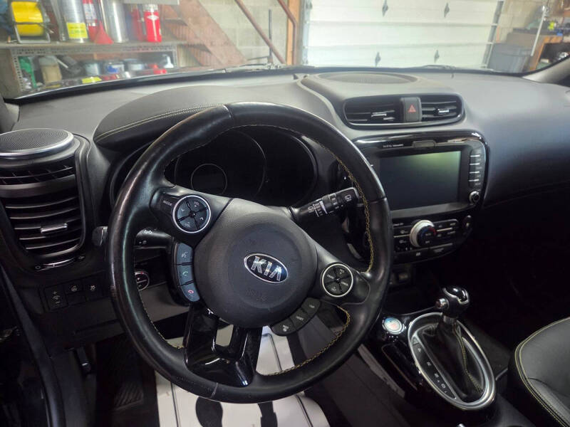 2014 Kia Soul +