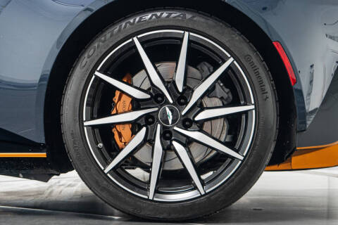 2020 Aston Martin Vantage