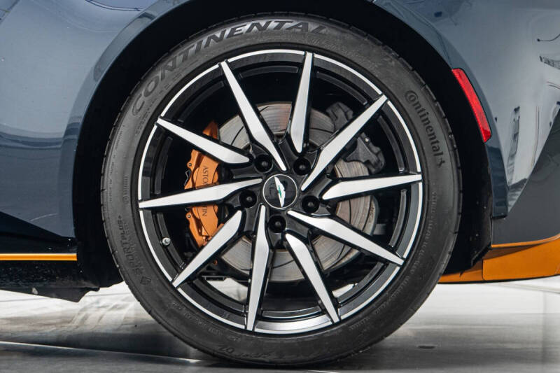 2020 Aston Martin Vantage