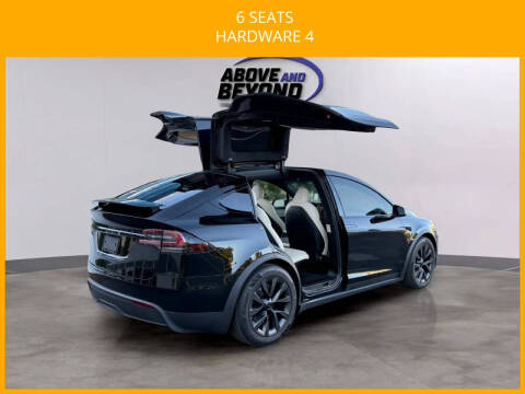 2023 Tesla Model X Standard Range