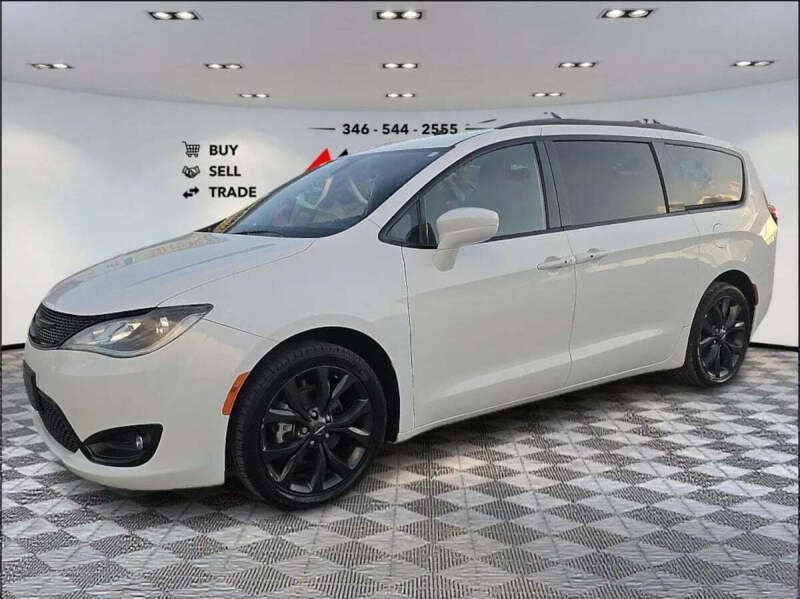 2019 Chrysler Pacifica Touring L Plus