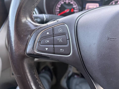 2017 Mercedes-Benz C-Class C 300 Luxury 4MATIC