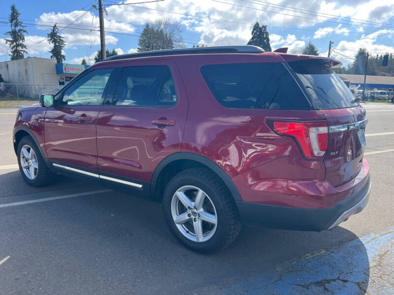 2017 Ford Explorer XLT
