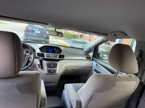 2015 Honda Odyssey LX