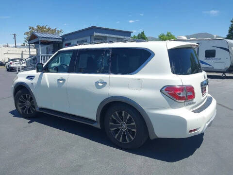 2017 Nissan Armada Platinum
