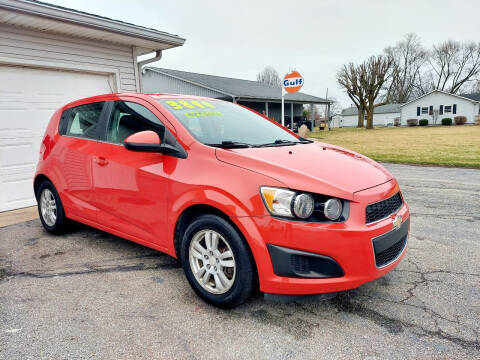 2013 Chevrolet Sonic for sale at CALDERONE CAR & TRUCK in Whiteland IN