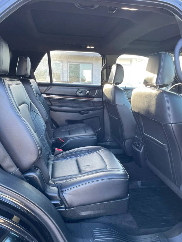 2018 Ford Explorer Platinum