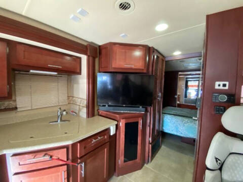 2011 Freightliner MH Chassis