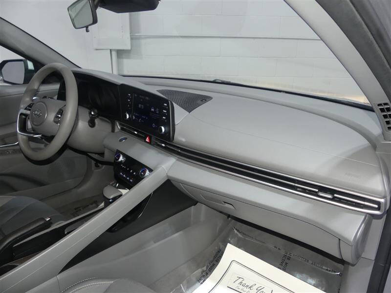 2022 Hyundai Elantra