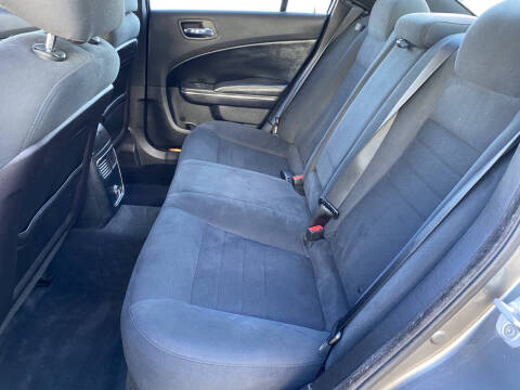 2011 Dodge Charger SE