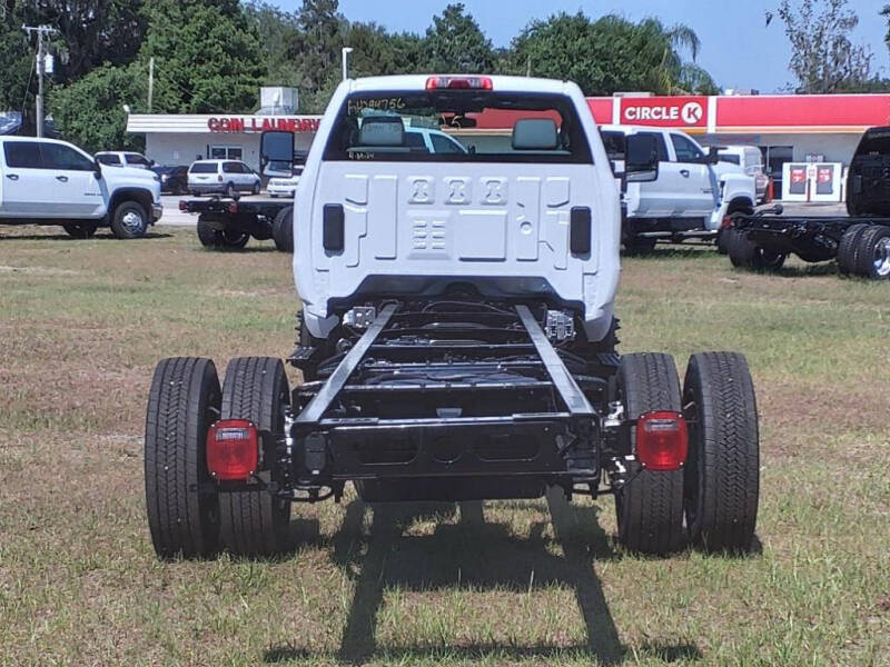 2024 Chevrolet Silverado 6500HD