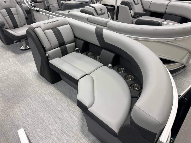 2025 Berkshire 22 RFX CTS 2.75