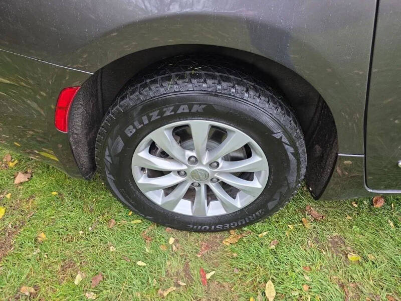 2018 Chrysler Pacifica Touring L Plus