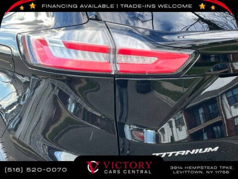 2023 Ford Edge Titanium