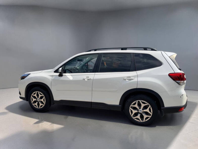 2022 Subaru Forester Premium