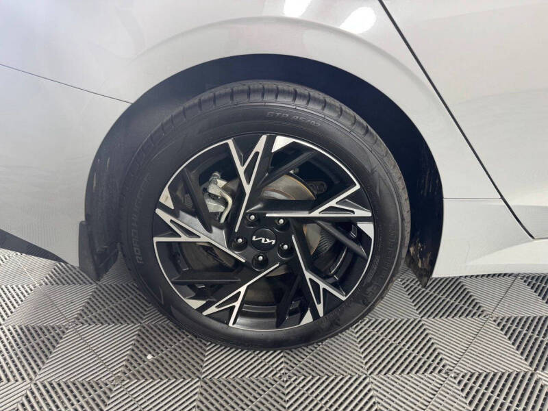 2025 Kia K5