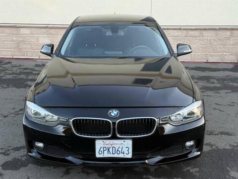 2014 BMW 3 Series 320i